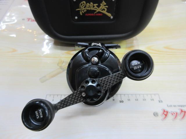 カセ筏師THEアスリートRugger 65HGGB（右）ゴールド/ブラック カセ筏師 THE アスリート Rugger 65HG X-RB | 黒鯛工房