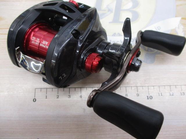 ALPHAS AIR 7.2 ベイトリール ブラック/レッド アルファス AIR 7.2R｜＠ベリーネット 日本最大新品中古釣具WEB