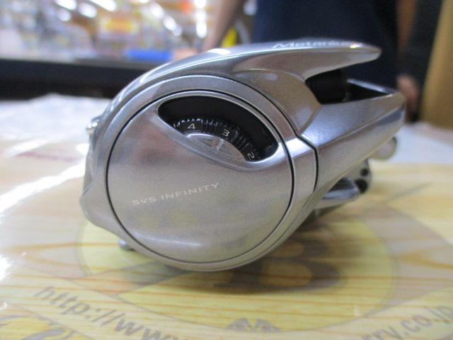 22メタニウムシャローエディションHG 美品 #28 シマノ(SHIMANO) 22 メタニウムシャローエディションHG LEFT