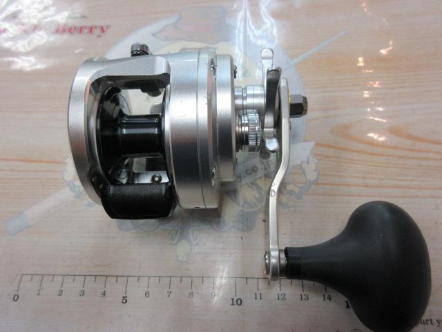 13オシアカルカッタ300HG シマノ(SHIMANO) 13オシアカルカッタ 300HG(右ハンドル) ☆限定