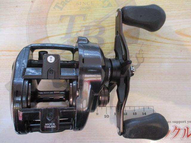 美品　タトゥーラTW400L ダイワ(Daiwa) TATULA(タトゥーラ) TW 400HL 左巻き 00630110