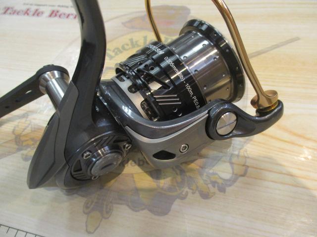 【中古品】 アブガルシア レボ ALX シータ 2500SH 6b4d27a45e70419eaa3c1bd69914c0