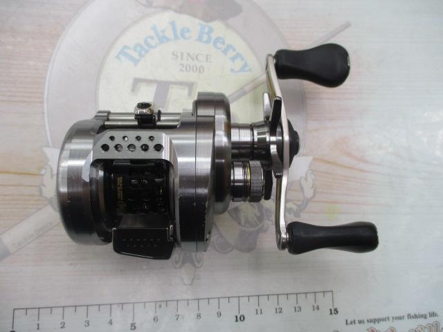 17カルカッタコンクエストBFS HG シマノ(SHIMANO) 17 カルカッタコンクエスト BFS HG-RIGHT
