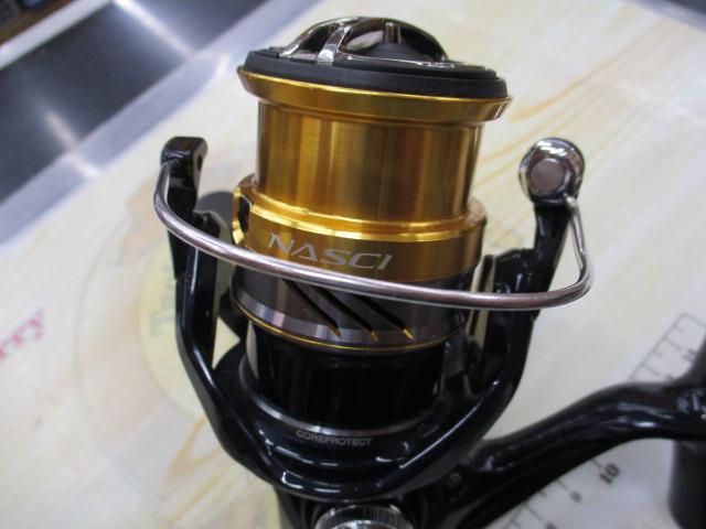 シマノ16ナスキー2500HGS シマノ(SHIMANO) 16 ナスキー 2500HGS 035714｜アウトドア用品