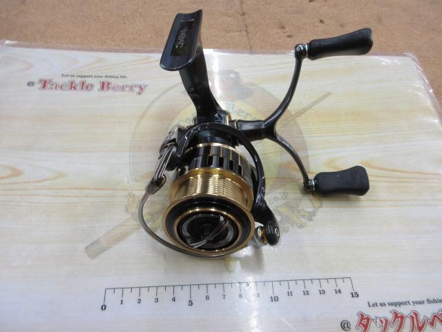 良品！ ダイワ 17セオリー 2508PE-DH ゴメクサスハンドルおまけ付き 良品！ ダイワ 17セオリー 2508PE-DH ゴメクサスハンドルおまけ付き