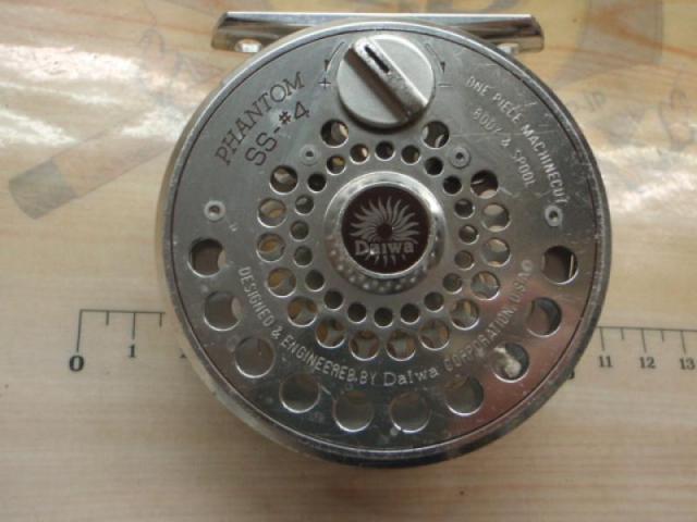 ダイワ　ファントムSS#4 DAIWA ダイワ PHANTOM SS- #4 フライリール PHANTOM - 中古