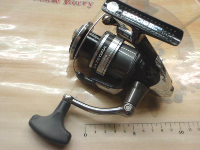 未使用　シマノ　12アルテグラ　Ｃ３０００ＨＧ　スピニング SHIMANO (シマノ) スピニングリール 12 ULTEGA C3000HG