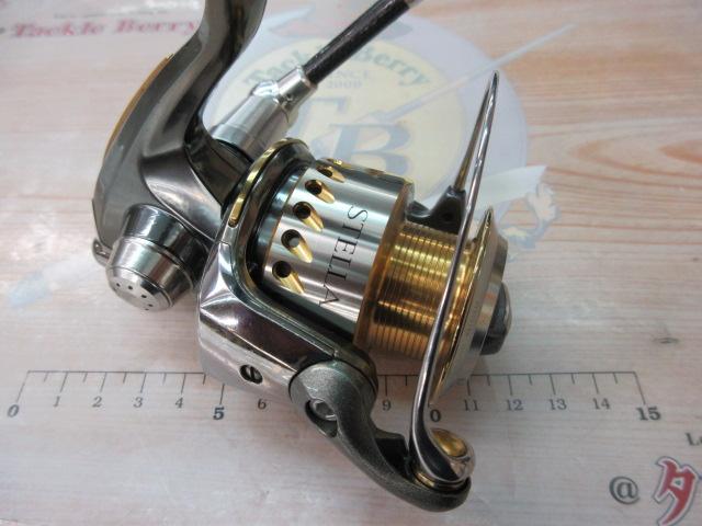 04 ステラC3000 シマノ(SHIMANO) 04'ステラ C3000 A-RB 01845｜アウトドア用品
