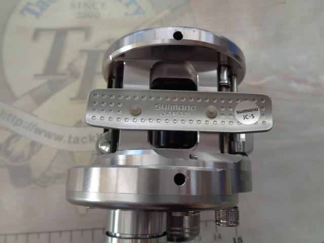 カルカッタコンクエストDC200 シマノ カルカッタ コンクエスト DC 200HG 右 (リール) 価格比較