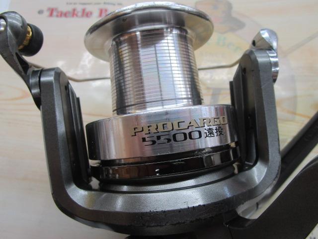 ☆極美品☆ダイワ 15 プロカーゴ 5500遠投 (2015モデル) 極美ダイワ 15 プロカーゴ 5500遠投 (2015モデル) OFROYFAP