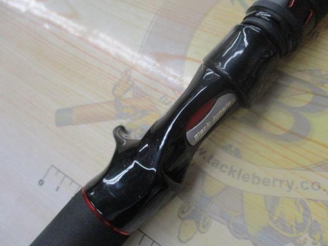 デストロイヤー F10-76XBJ(ブラックジャングル)ITSリールシート