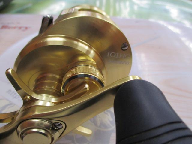 【美品】SHIMANO 15 カルカッタコンクエスト101HG 15カルカッタコンクエスト 101HG｜＠ベリーネット 日本最大新品