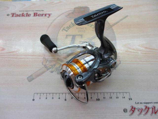 DAIWA FREAMS 11フリームス 2004 美品 ダイワ 11フリームス 2004/K356M スピニングリール 美品 : 釣