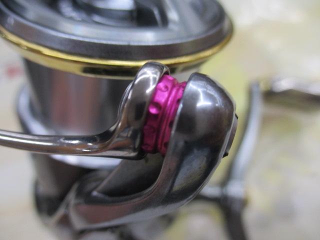 シマノ18ステラ2500S ほぼ未使用 Amazon | シマノ(SHIMANO) スピニングリール 18 ステラ 2500S