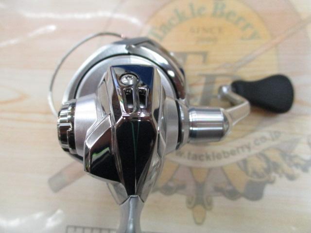 23ストラディック　C2000SHG シマノ スピニングリール 23 ストラディック C2000SHG