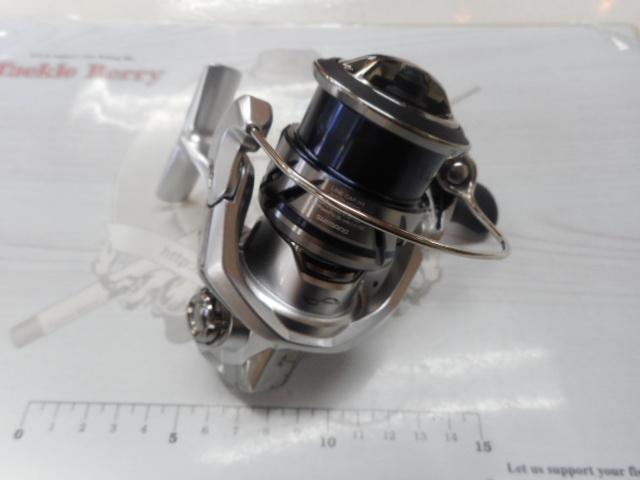 【極美品】SHIMANO 23ストラディック C2000SHG SHIMANO 23ストラディック C2000SHGの最安値・インプレ・釣果