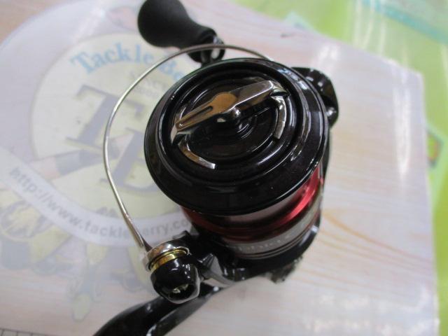 12 セフィアCI4+ C3000HGS (+ RC-SS- W) Amazon | シマノ(SHIMANO) リール エギング 12 セフィアCI4+