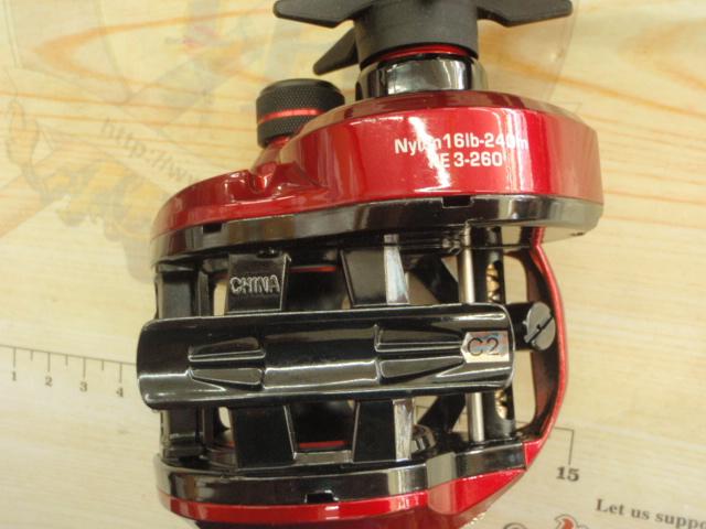 tailwalk Wide Basal VT-81L ベイトリール レッド ワイド