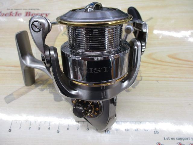 15 イグジスト 3012 Amazon | ダイワ(Daiwa) スピニングリール 15 イグジスト 3012H