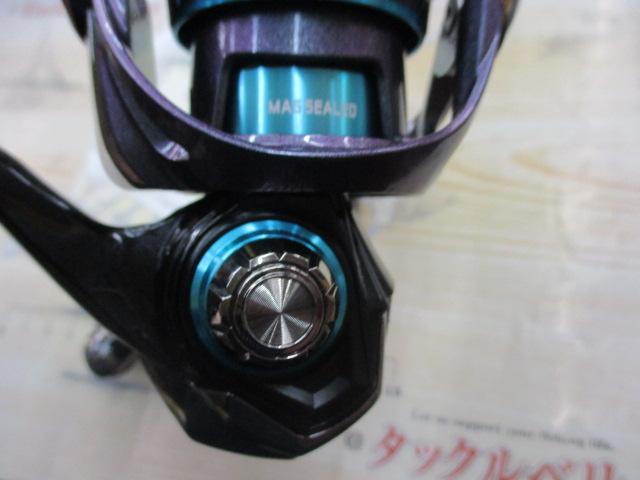 23エメラルダス RX FC LT2500S-H-DH　新品！ DAIWA（釣り） 【目玉商品】ダイワ 23 エメラルダス RX FC