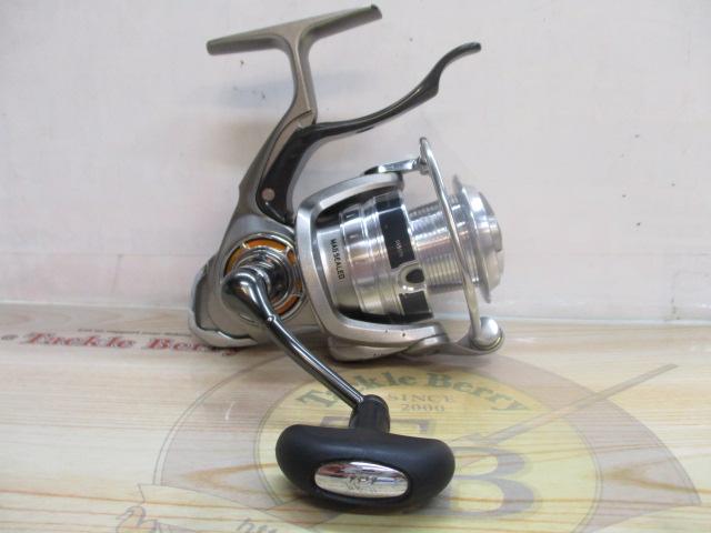 スピニングリール レバーブレーキ TRISO 2500H-LBD 中古美品 スピニングリール レバーブレーキ TRISO 2500H-LBD 中古美品