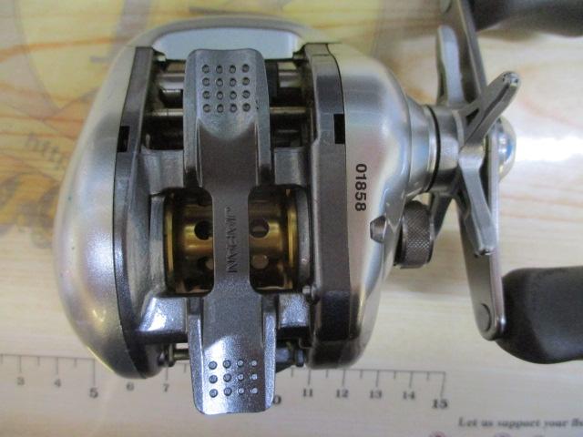 04スコーピオンMg 1001