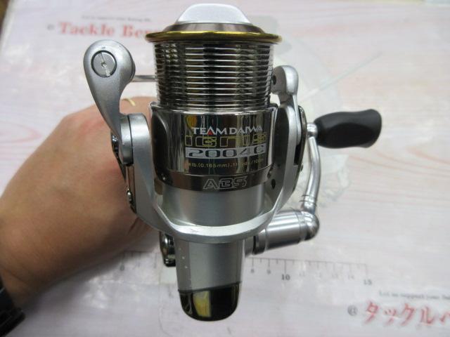 08イグニス2004 管理釣場 美品】08イグニス2004 管理釣場 トラウト バス釣り - メルカリ