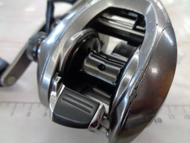 シマノ　クロナークMGL 151HG 17クロナーク SHIMANO】シマノ『17クロナーク MGL 151HG 左ハンドル』03726