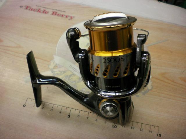 [名作]07ステラ　2500S シマノ(SHIMANO) 07' ステラ 2500S 02084｜アウトドア用品・釣り