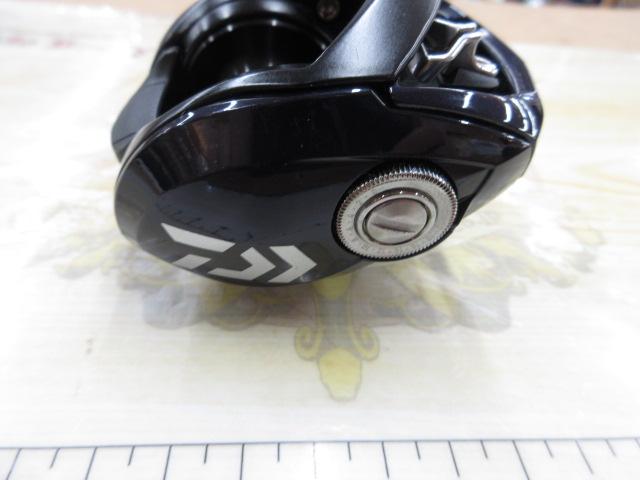 23ソルティスト SV TW 80XHL PE SPECIAL(左) ダイワ ベイトリール 23ソルティスト SV TW 80XHL PE SPECIAL(左