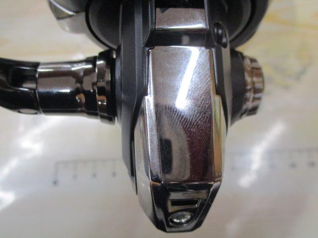 未使用に近い　22サハラ　C3000DH　ベアリング5つ組込み　釣行1日数時間 未使用に近い 22サハラ C3000DH ベアリング5つ組込み 釣行1日数