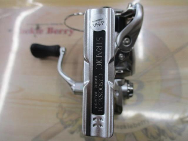 ストラディック c2500sxg シマノ 中古 値段交渉可 即購入可 23年式 ストラディック c2500sxg シマノ 中古 値段交渉可 即購入可 23年