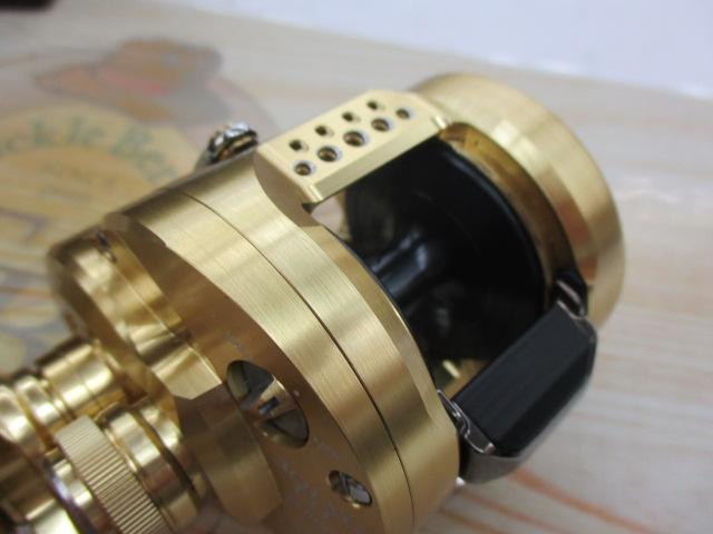 23カルカッタコンクエストMD301XGLH　新品未使用 SHIMANO23カルカッタコンクエストMD300/301用オフセットクラッチ