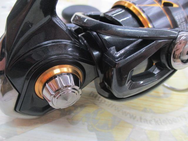 21カルディア　4000CXH DAIWA（釣り） 21 カルディア LT4000-CXH スピニングリール - 最