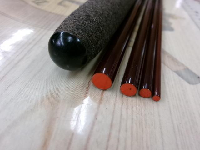 ヘラブナ竿 朱紋峰　煉　十二 ＋おまけ付き シマノ 朱紋峰 煉 12尺 / れん へら竿 : つり具の銭屋 - 通販