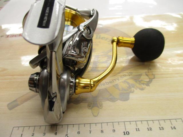 美品　ダイワ　18フリームス　LT 3000D-C ダイワ(Daiwa) 18フリームス LT3000D-C 00057051｜アウトドア