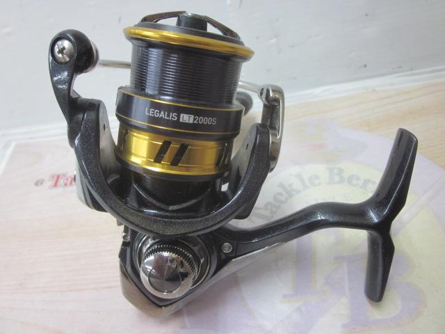 18レガリスLT2000s 2台 DAIWA（釣り） スピニングリール ダイワ 18 レガリス LT 2000S