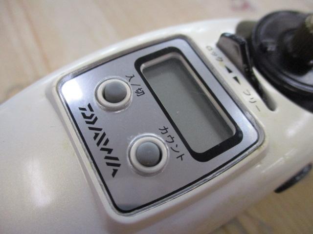 【新品未使用】ダイワ　クリスティアワカサギ-CR ホワイトメタリック Amazon | ダイワ(DAIWA) ワカサギ 電動リール クリスティア