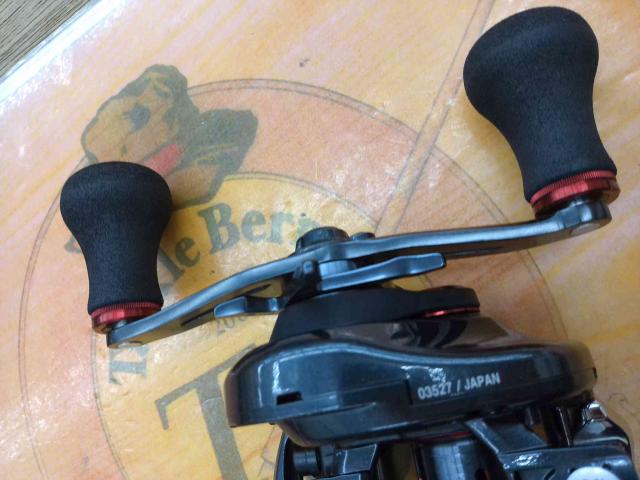 Stile 101XGブラック/レッド リール Amazon | シマノ(SHIMANO) ベイトリール 両軸 16 スティーレ