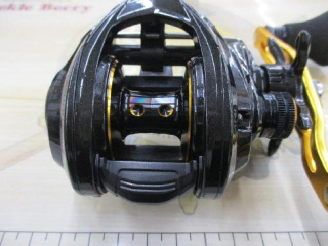ロキサーニパワーシューター ロキサーニパワーシューター購入レビュー！ 重量、質感、レボXと