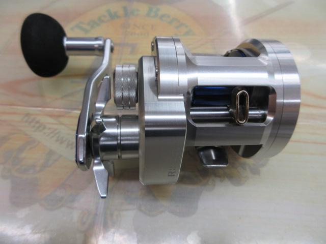 ダイワ RYOGA リョウガ ベイジギング C2020PE-H 右　right Amazon | ダイワ リール リョウガ ベイジギング C2020PE-H