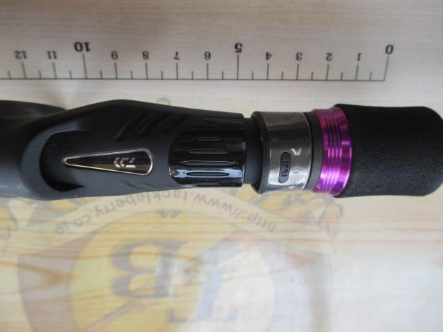 ダイワ　鏡牙X 63B-1.5 Amazon | ダイワ(DAIWA) タチウオジギングロッド 鏡牙X 63B-1.5