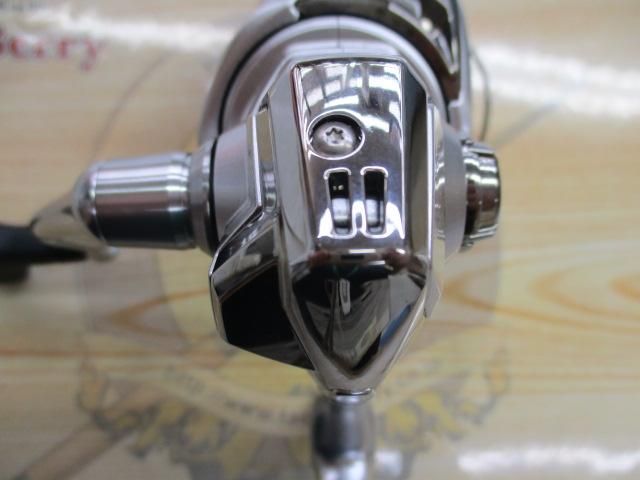 新品未使用 シマノ 23 ストラディック 3000MHG シマノ(SHIMANO) 23 ストラディック 3000MHG ☆特別割引品