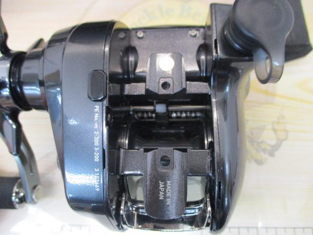 未使用　ダイワ　22 シーボーグ200J DH 22 シーボーグ 200J-DH (右巻き・ダブルハンドル) PE3号-200m