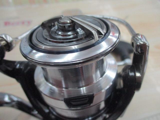 18イグジストLT3000-XH 未使用品　オーシャンマークノブ付き 18イグジストLT3000-XH 未使用品 オーシャンマークノブ付き 18