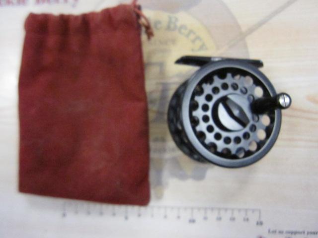 エンバシー40 ブラック