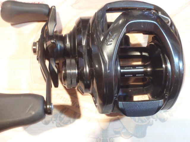 タトゥーラ400xhl ダイワ タトゥーラ TW 400XHL (リール) 価格比較 - 価格.com