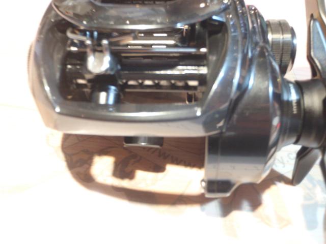 タトゥーラ400xhl ダイワ タトゥーラ TW 400XH (リール) 価格比較 - 価格.com