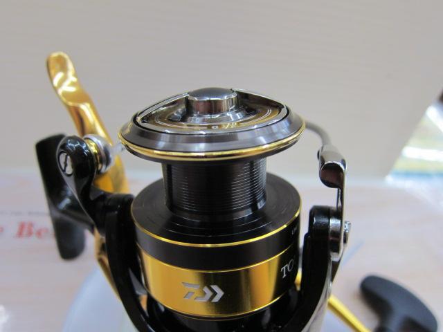 【未使用】DAIWA 22トーナメントISO 3000XH-LBD ダイワ 22 トーナメント ISO 3000XH-LBD 新品未使用 ダイワ