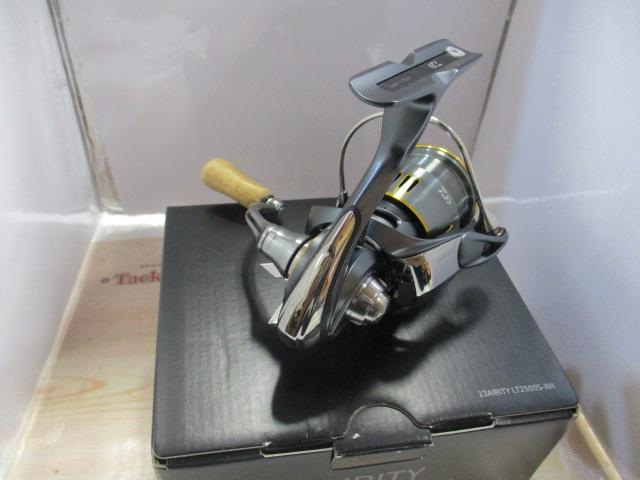 23エアリティ LT2500S-XH｜＠ベリーネット 日本最大新品中古釣具WEB